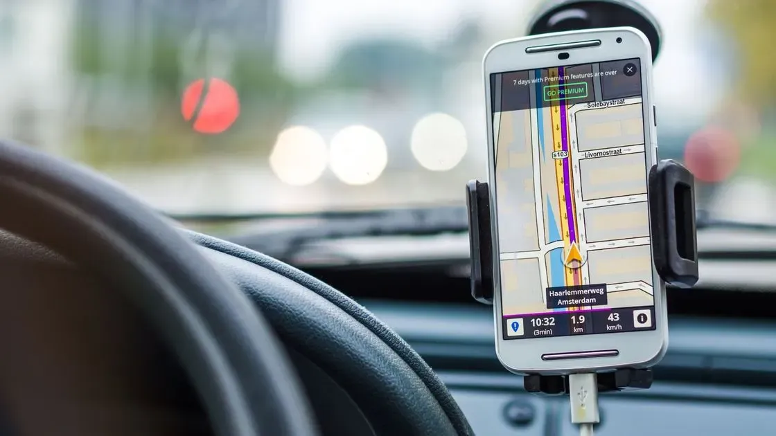 Närbild på mobilhållarens klämma