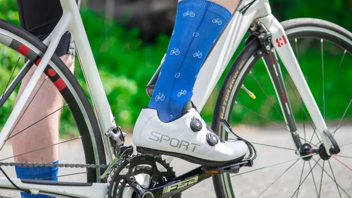 Cyklist med tävlingsskor
